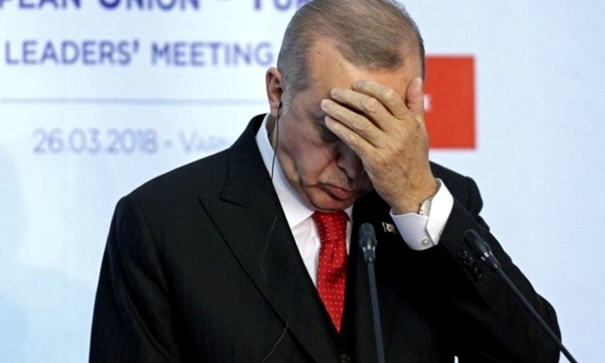 Τουρκία: Αντιμέτωπος με εκλογική συντριβή ο Ερντογάν