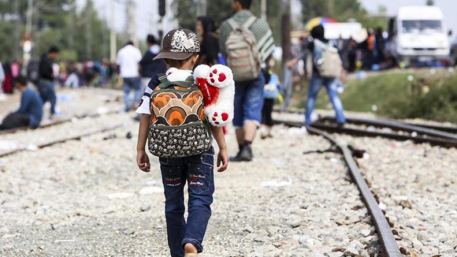 Ύπατη Αρμοστεία ΟΗΕ: Εύσημα στην Ελλάδα για τη μετεγκατάστση ασυνόδευτων προσφυγόπουλων