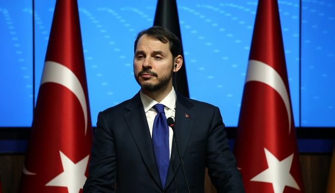 Τουρκία: Παραιτήθηκε ο υπουργός Οικονομικών